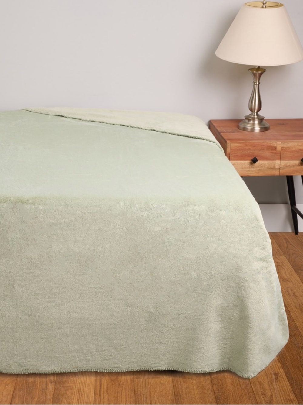 Frye King Solid Milk Flannel Blanket - 108” x 90”